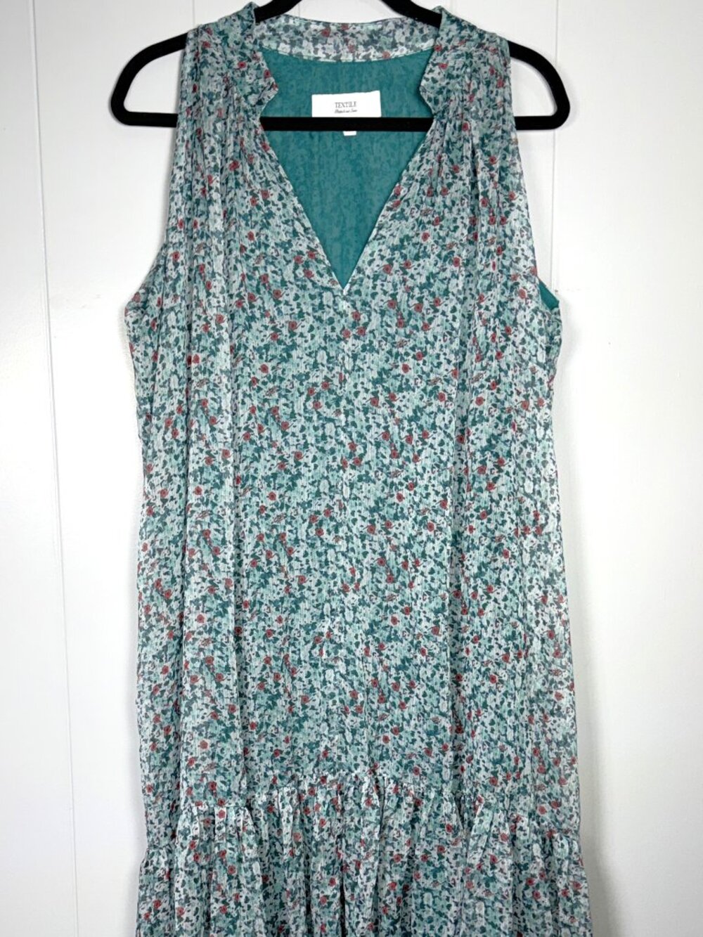 Textile Elizabeth & James Sleeveless Floral Sheer Lined Maxi Ruffle Dress L